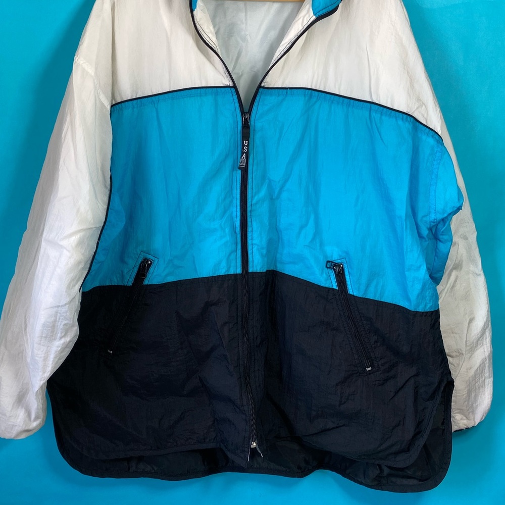 Vintage Olympic Windbreaker - Picture 4 of 9